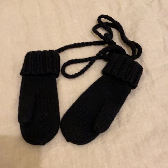 GAP Funny Warm Gloves In Very Good Condition. Size S/M - Picture 2 of 6